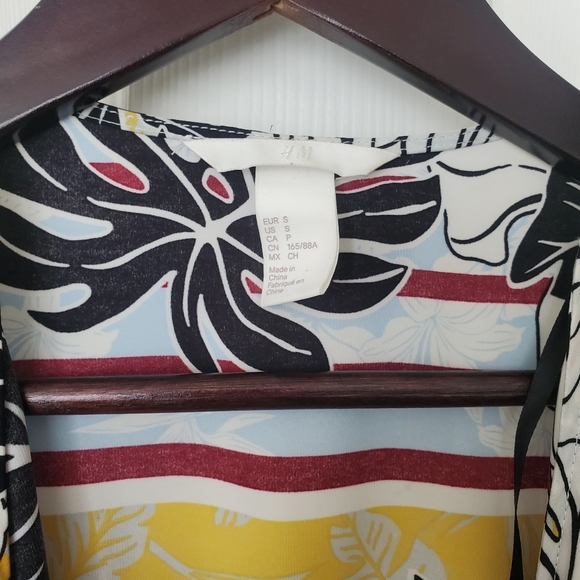 H&M kimono size S - Picture 2 of 2